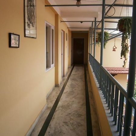 Amar Hotel Катманду Екстер'єр фото
